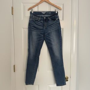 Denizen by Levi’s Modern Skinny Jeans